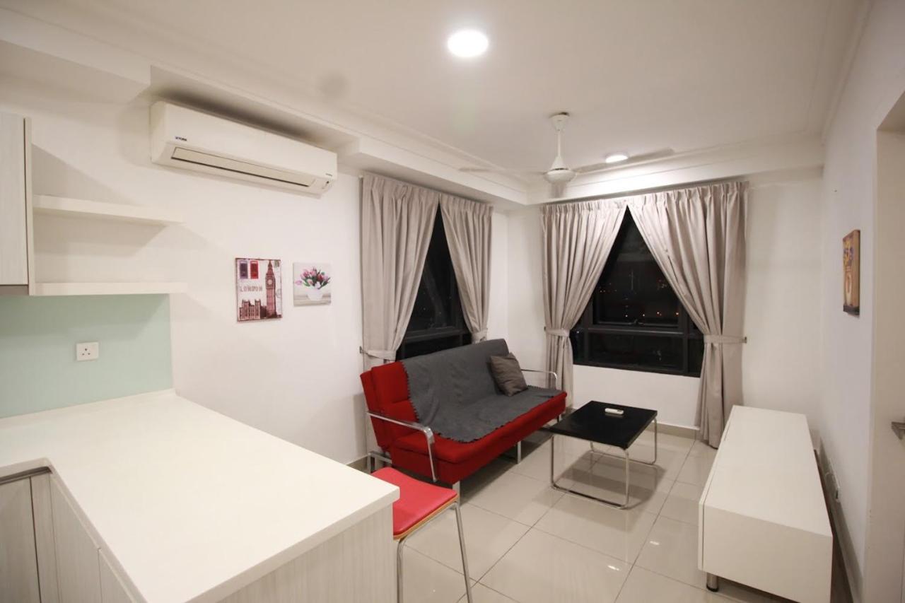 Abz Apartment @ Solstice Cyberjaya Buitenkant foto